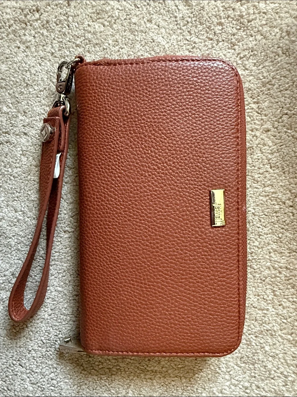 thirty-one Pebbled Leather Wristlet Wallet in Rust Brown “All about the Benjamin